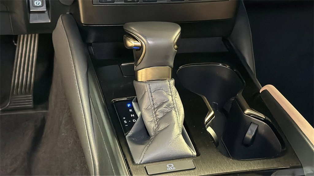 Used 2024 Lexus ES 350 Luxury w/ Technology Package image 21