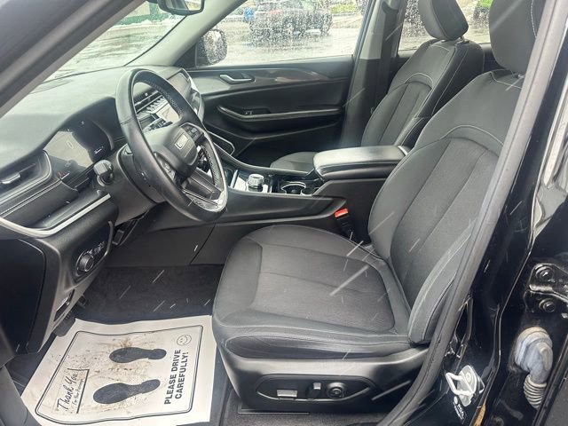 Used 2021 Jeep Grand Cherokee L Laredo w/ Luxury Tech Group I image 24