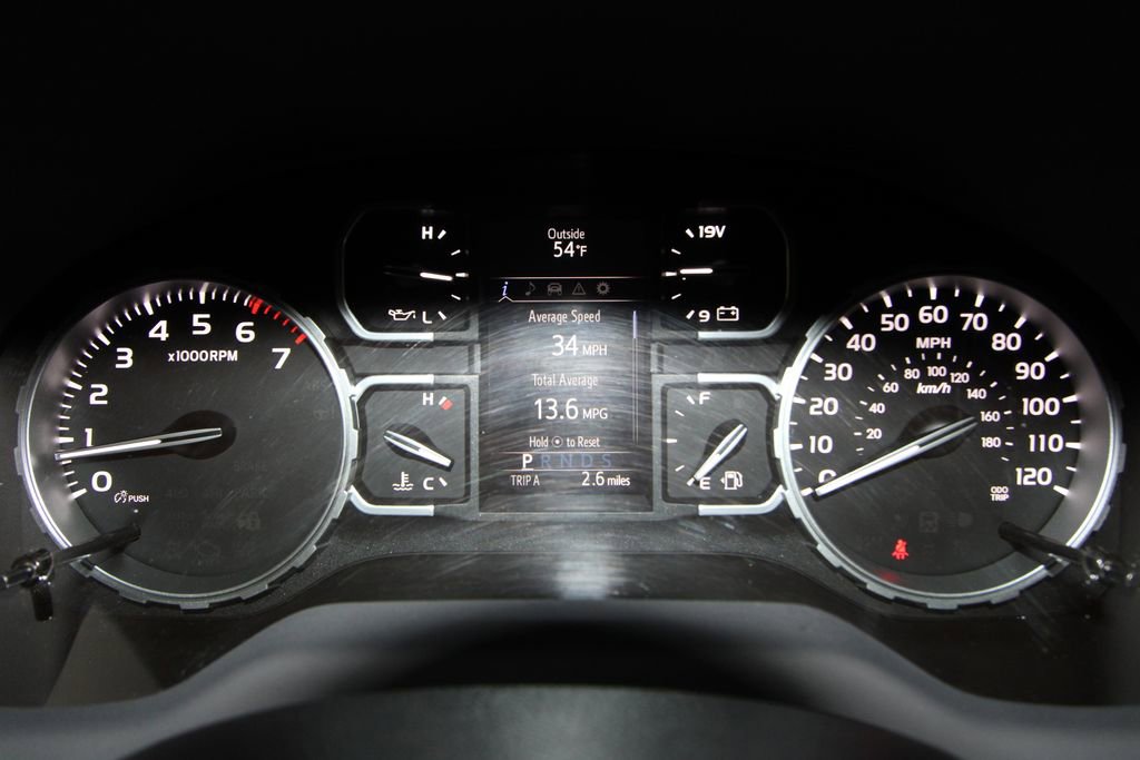 Used 2018 Toyota Tundra SR5 image 10