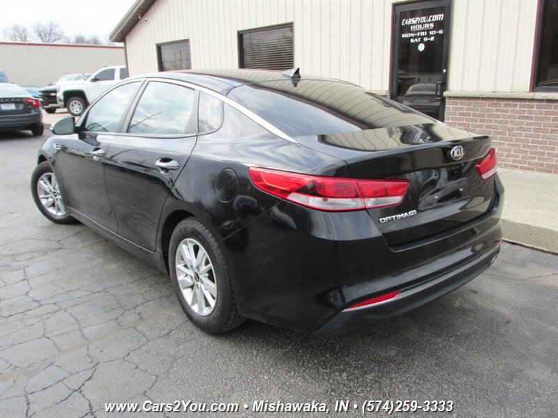 Used 2016 Kia Optima LX FWD image 3