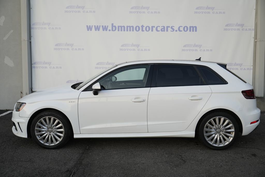 Used 2016 Audi A3 e-tron Premium Plus image 8