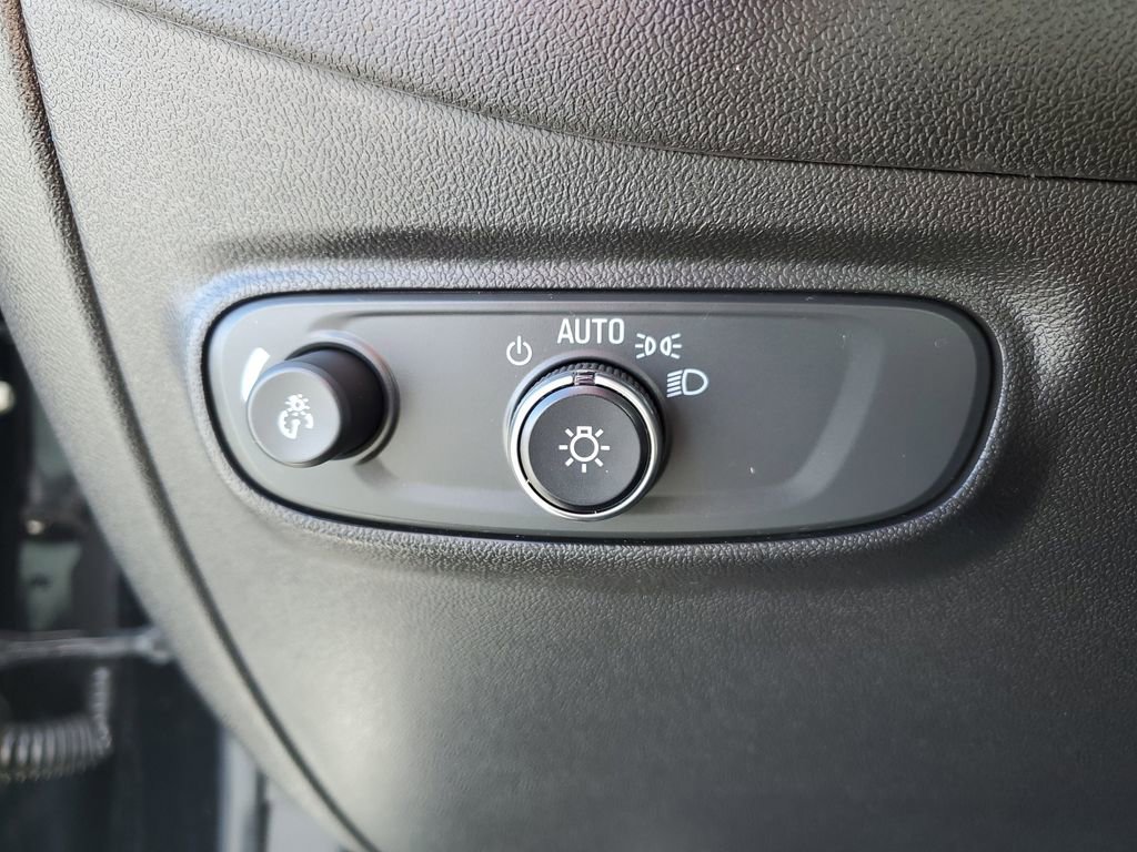 Used 2022 Chevrolet Equinox LT image 23