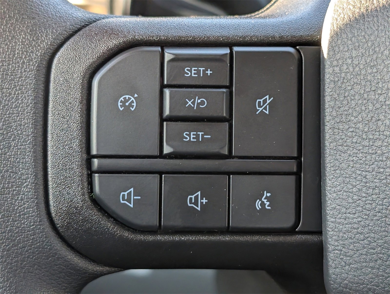 New 2026 Ford F250 XL w/ XL Chrome Package image 21