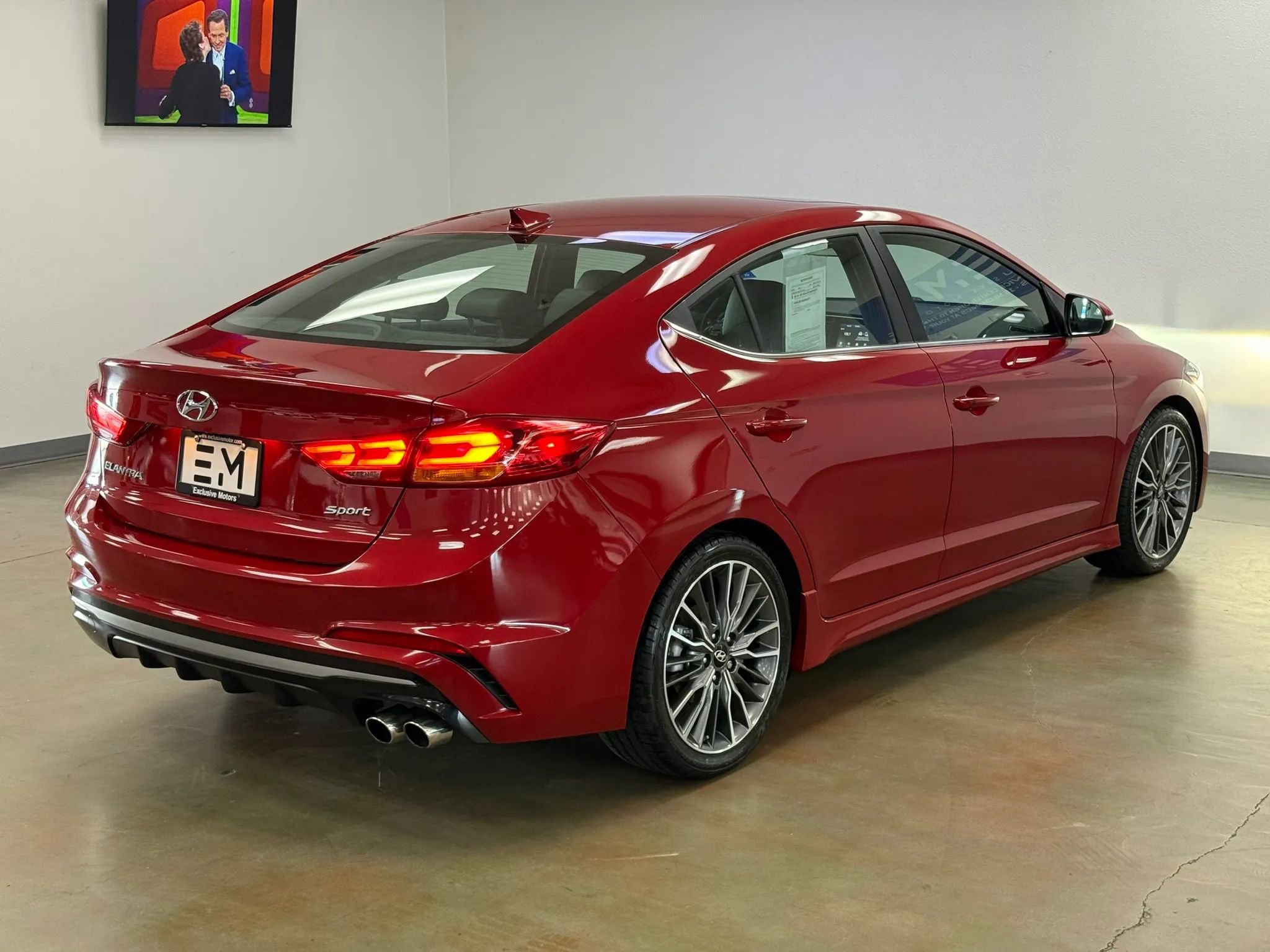 Used 2018 Hyundai Elantra Sport FWD image 9