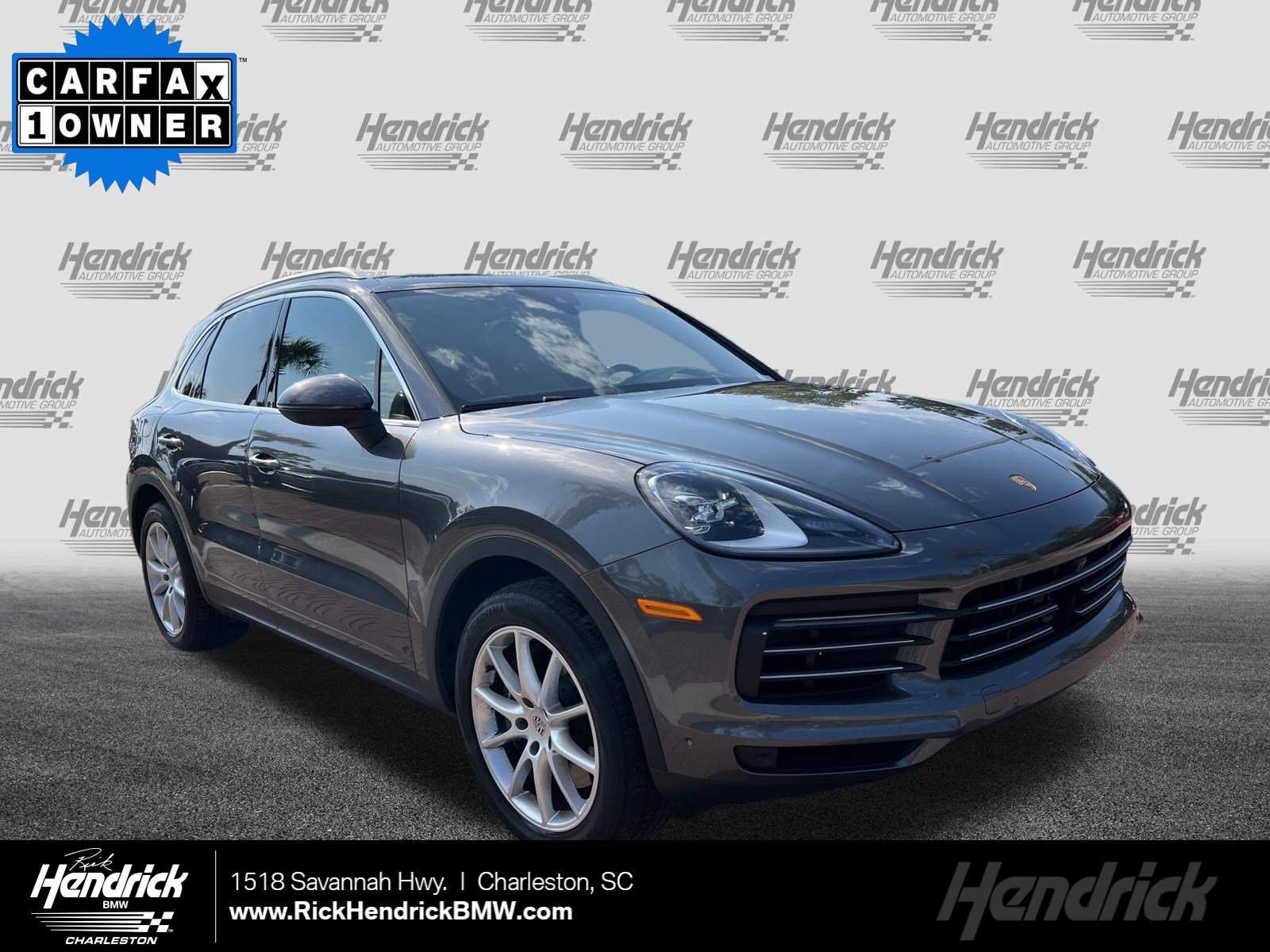 Used 2022 Porsche Cayenne AWD/4WD image 1
