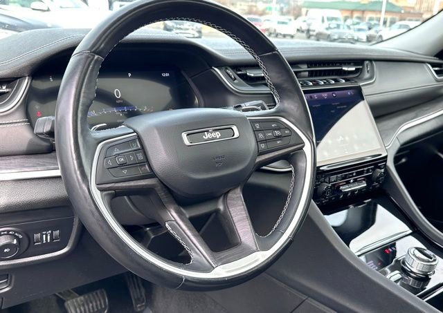 Used 2022 Jeep Grand Cherokee L Limited image 15