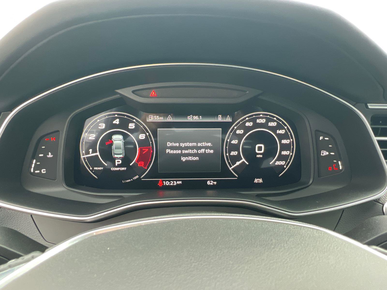 Used 2023 Audi RS 7 Sportback w/ Carbon Optic Package image 27