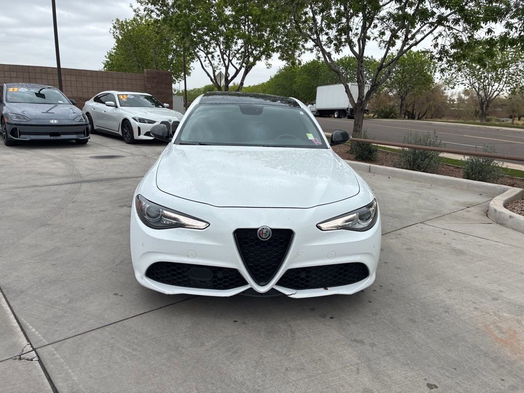 Used 2019 Alfa Romeo Giulia Ti Sport w/ Quick Order Package 22U Sport image 5