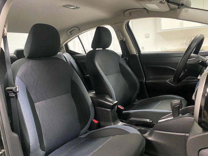 Used 2023 Nissan Versa SV image 16