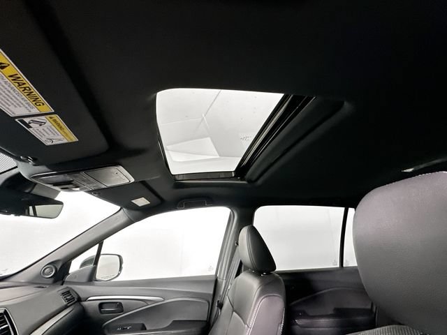 Used 2023 Honda Passport EX-L image 18