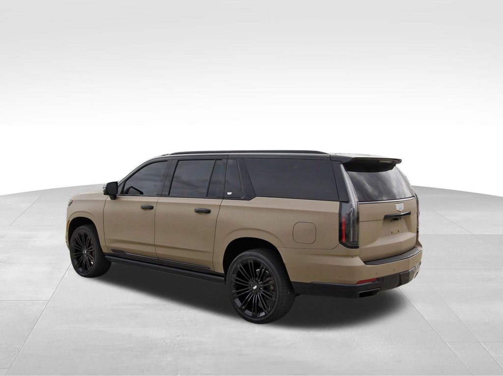 Certified 2025 Cadillac Escalade ESV Sport Platinum image 3