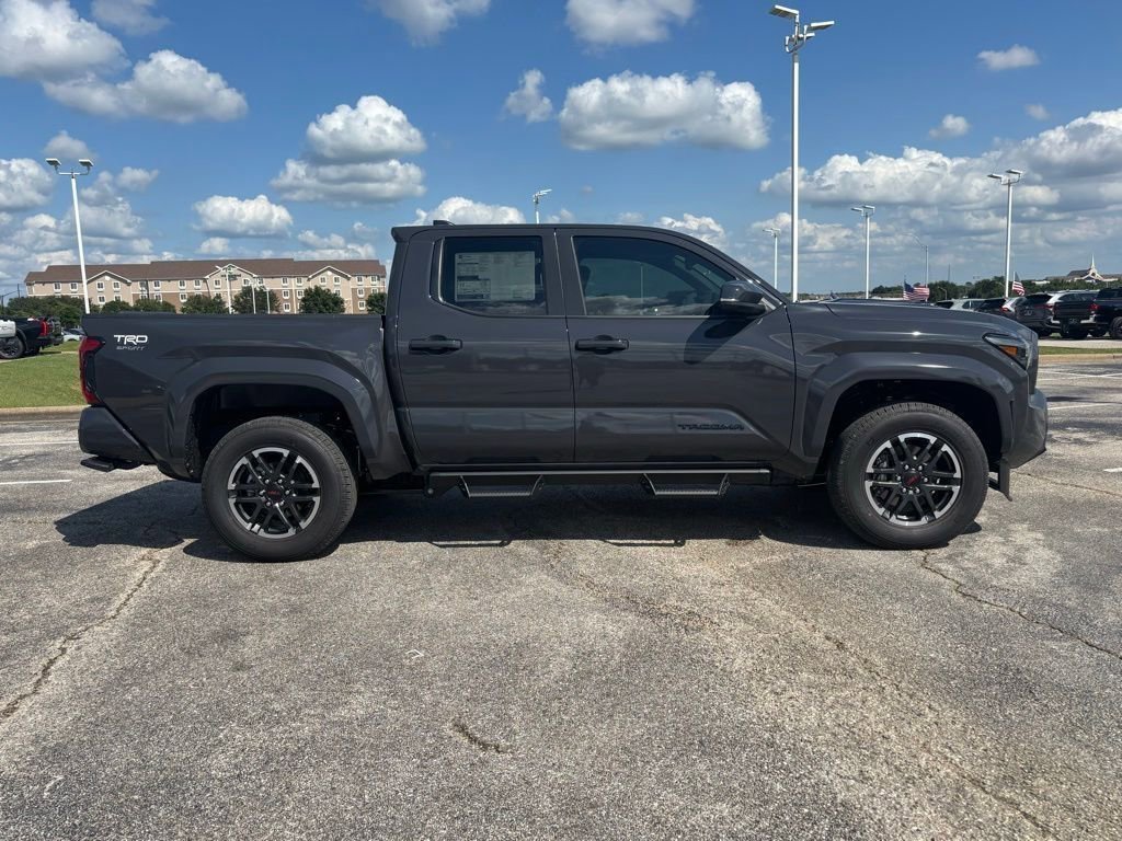 New 2025 Toyota Tacoma TRD Sport image 5