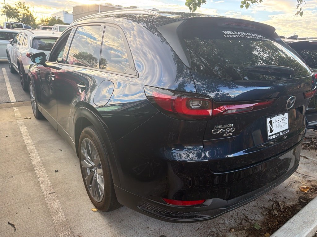 Used 2026 MAZDA CX-90 Plug-In Hybrid w/ Preferred AWD/4WD image 7