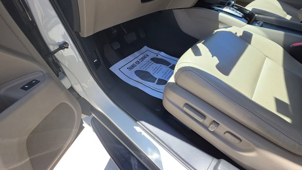 Used 2016 Honda Pilot Touring image 24