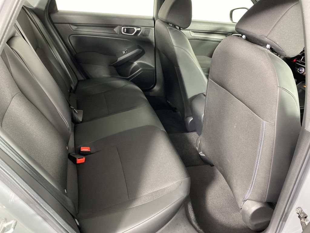 Used 2025 Honda Civic Sport image 11