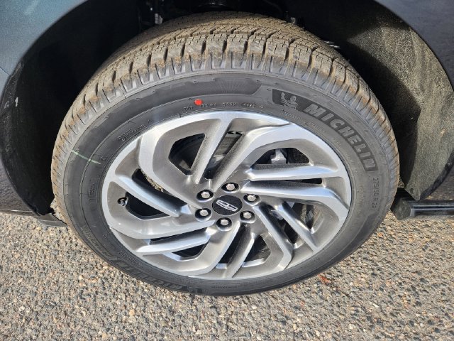 New 2026 Lincoln Navigator Reserve AWD/4WD image 18