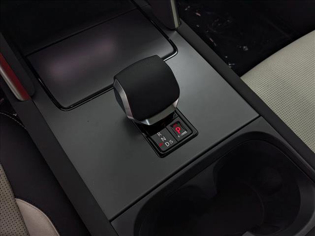 New 2025 Land Rover Discovery Sport S image 18