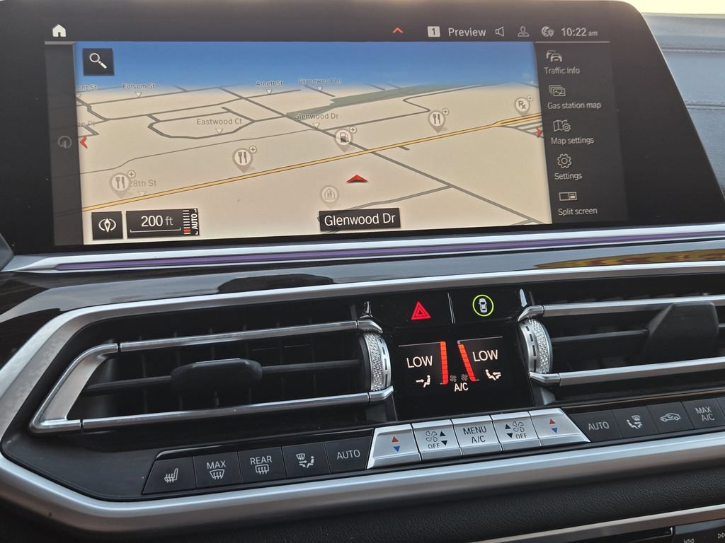 Used 2021 BMW X7 xDrive40i w/ M Sport Package AWD/4WD image 19