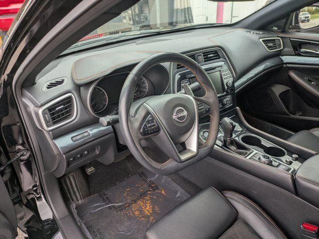 Used 2023 Nissan Maxima SR w/ Sport Mat Group image 17