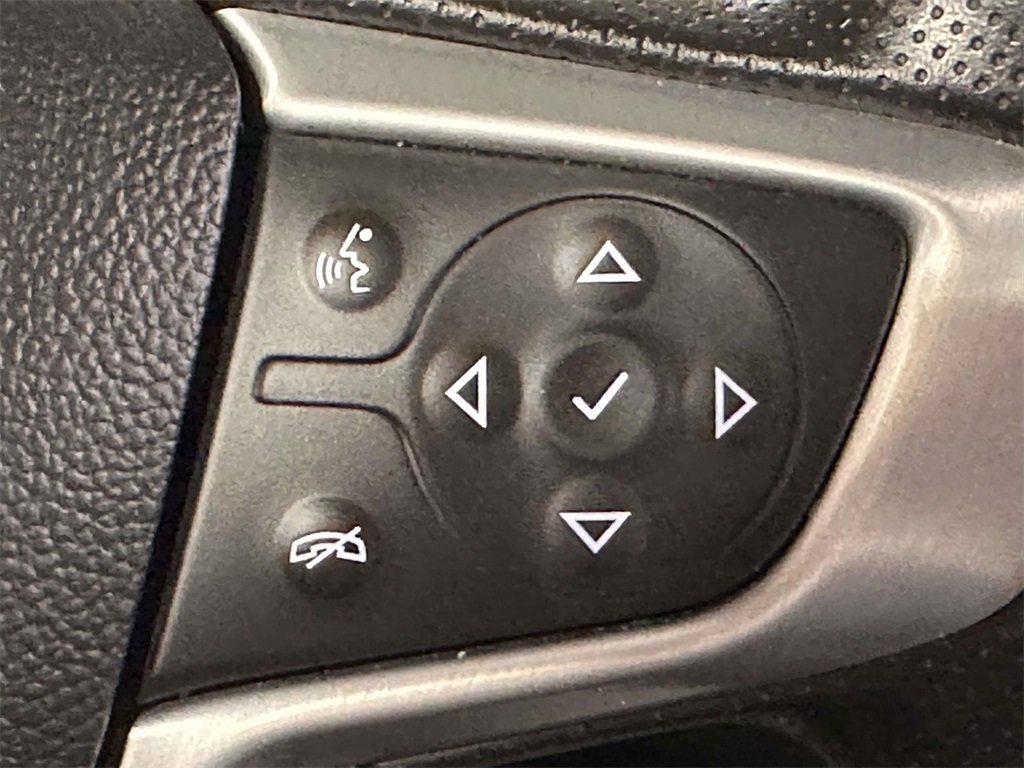 Used 2022 GMC Terrain SLE w/ Driver Convenience Package image 23