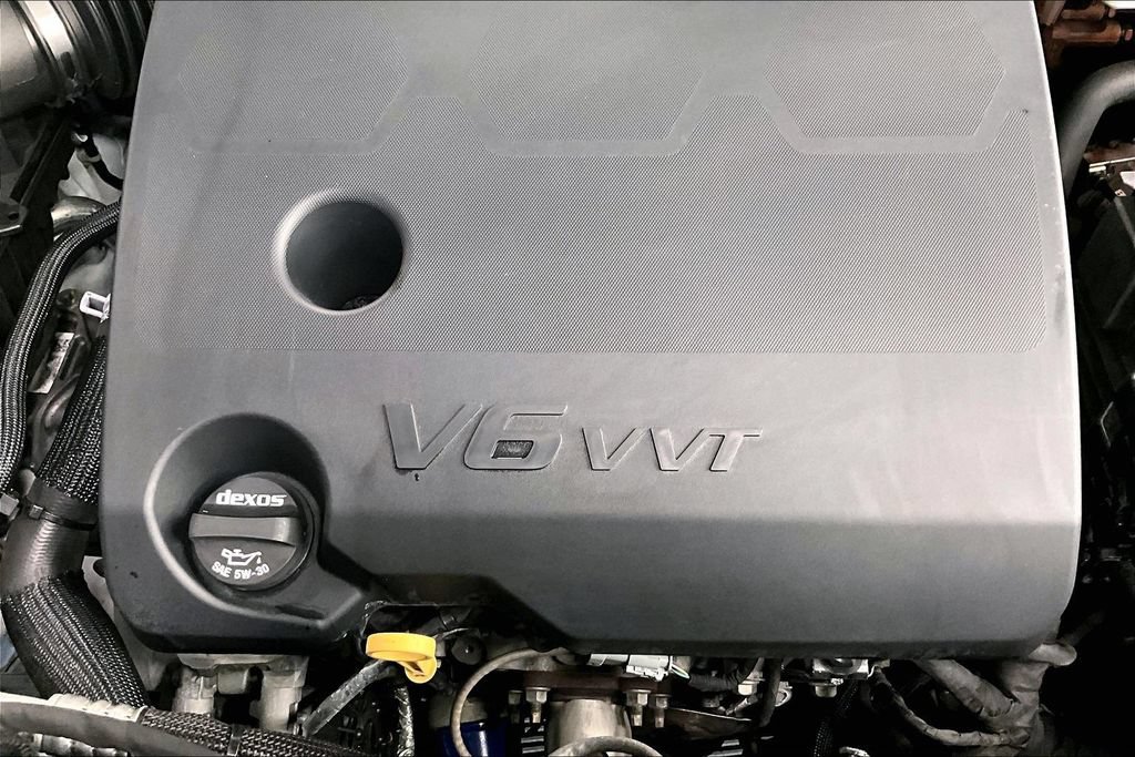Used 2021 Chevrolet Traverse RS FWD image 31