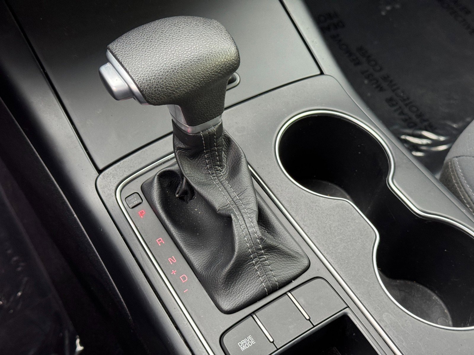 Used 2020 Kia Sorento LX image 25