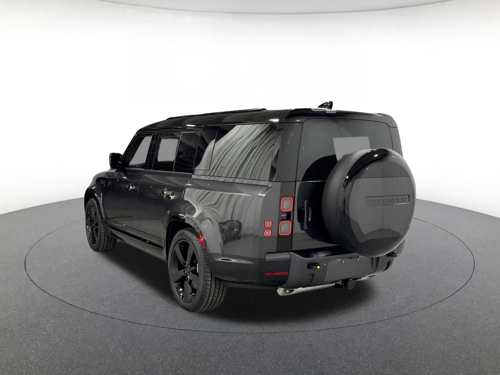 New 2026 Land Rover Defender 130 X-Dynamic SE image 3