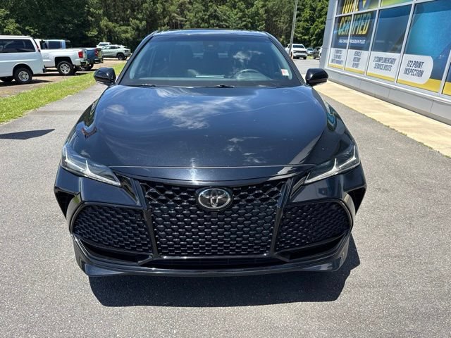 Used 2022 Toyota Avalon Touring FWD image 2