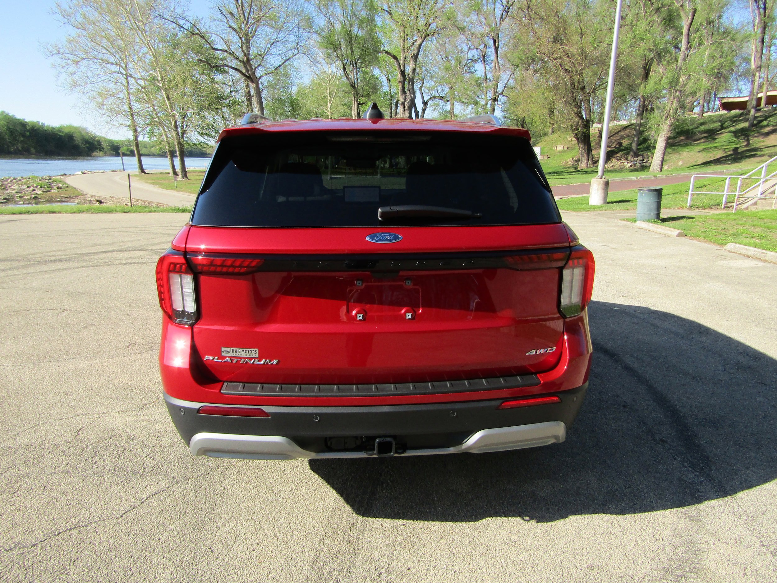 New 2026 Ford Explorer Platinum image 3