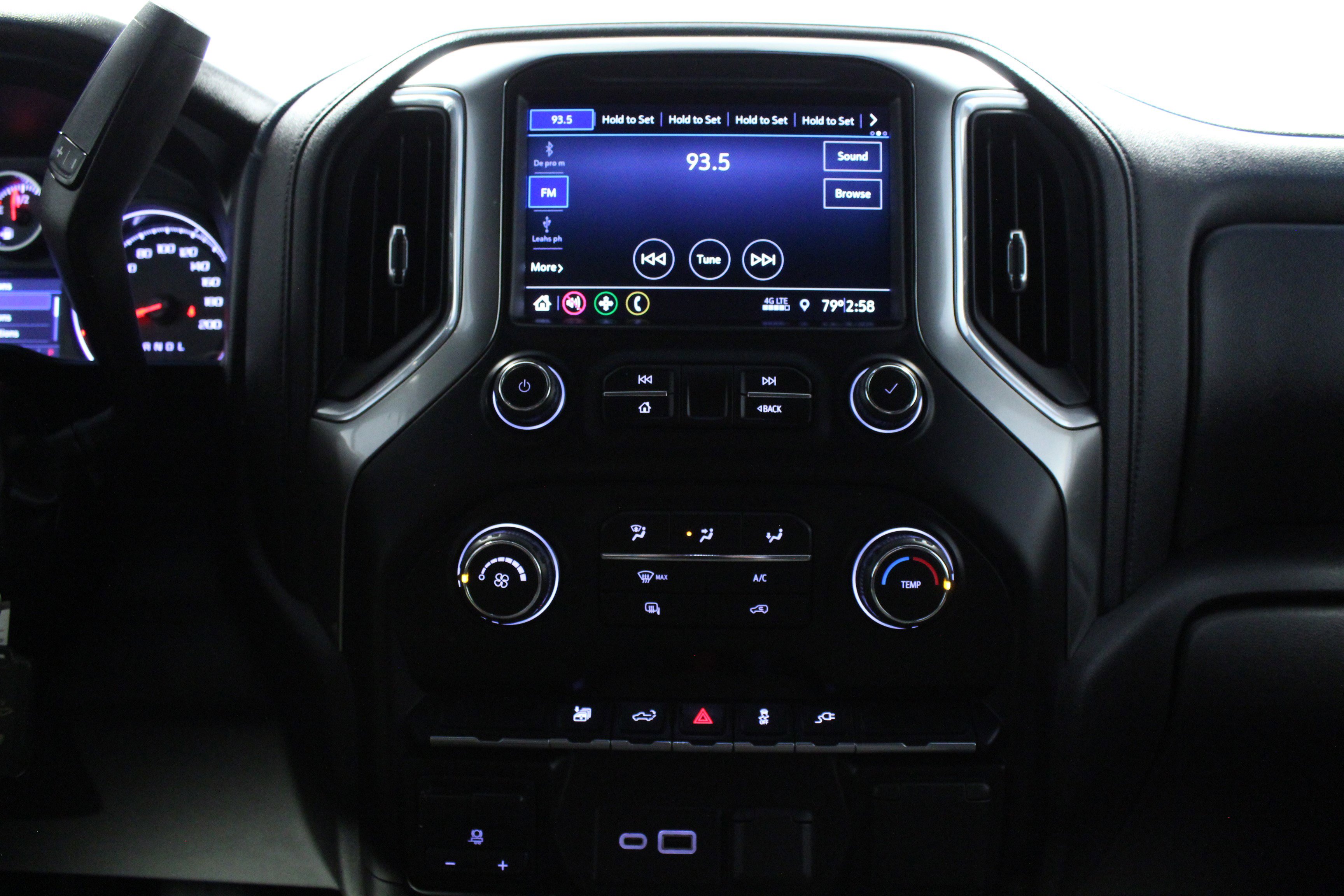 Used 2021 Chevrolet Silverado 3500 LT image 22