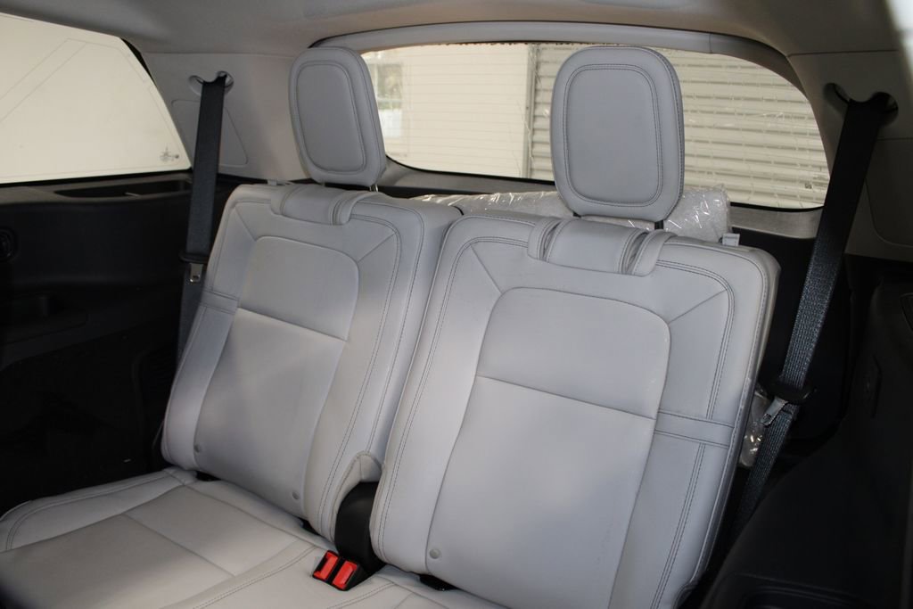 New 2026 Lincoln Aviator Reserve image 26