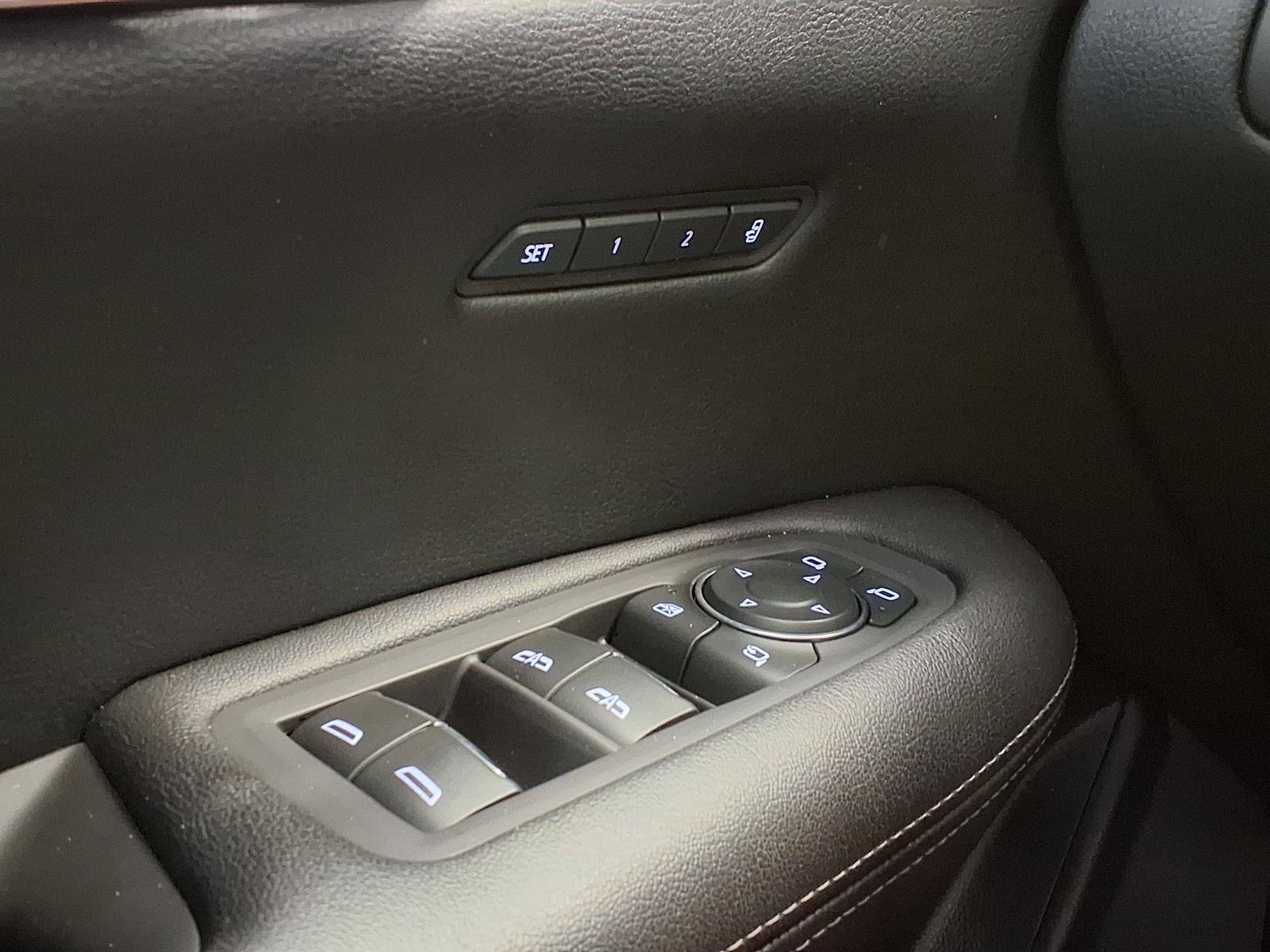 Used 2021 Cadillac XT5 Premium Luxury FWD image 32