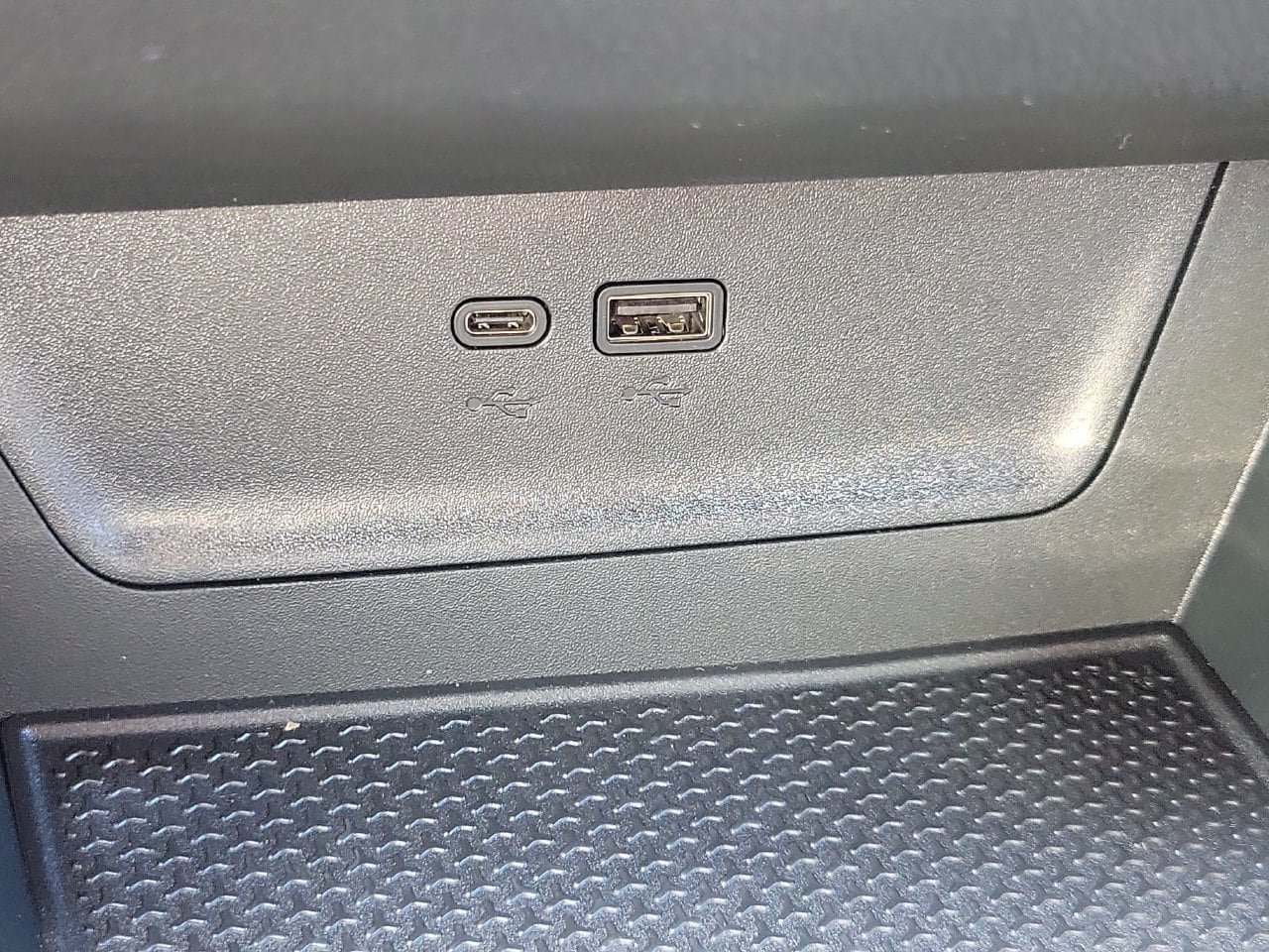 New 2027 Chevrolet Equinox RS w/ Safety and Technology Package FWD image 29