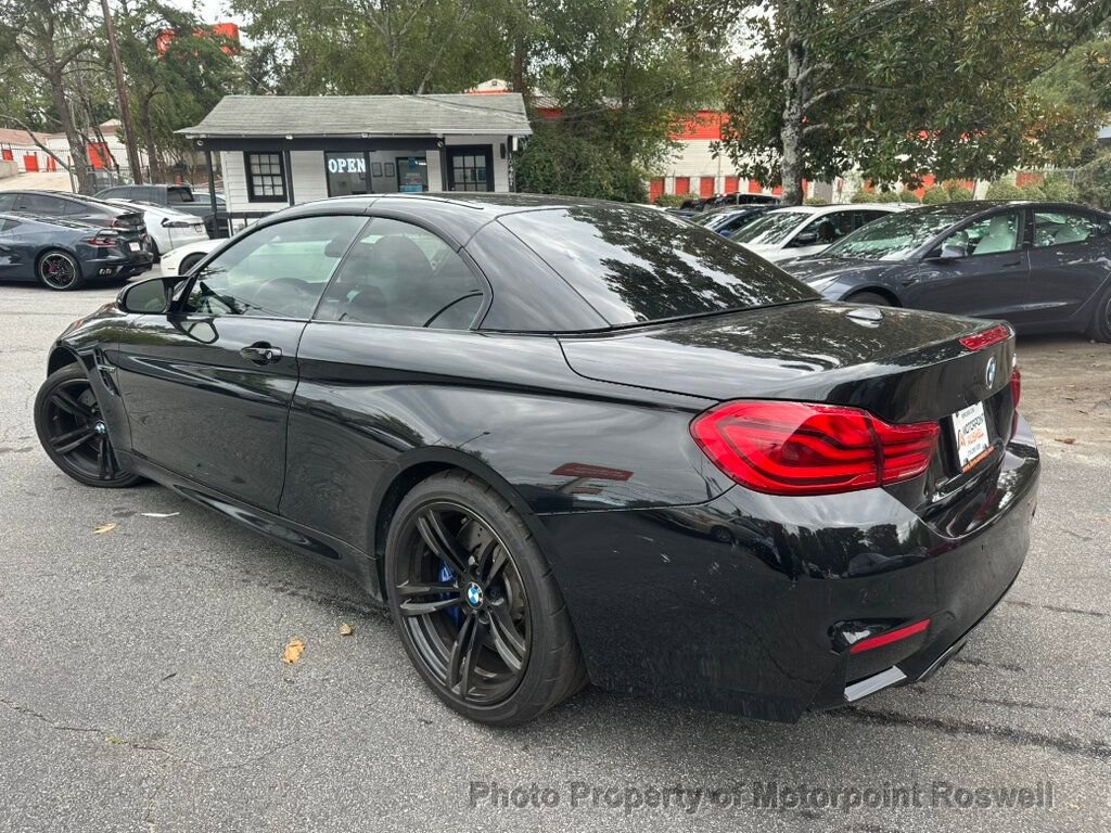 Used 2018 BMW M4 Convertible image 5