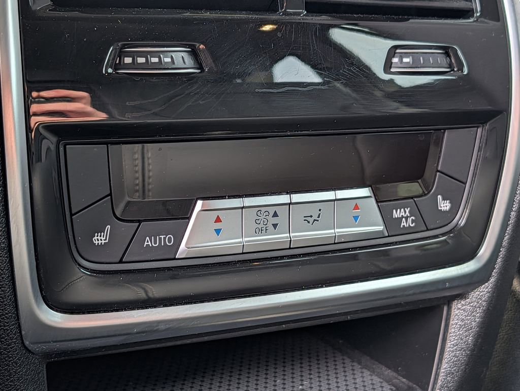 Used 2026 BMW X5 M60i image 32