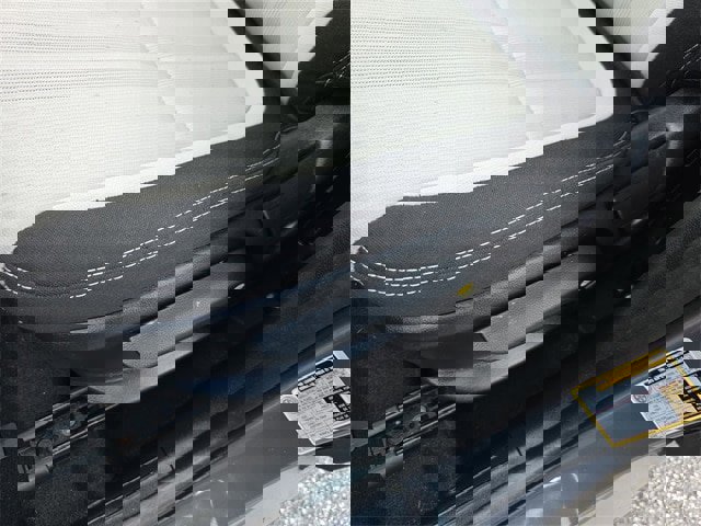 Used 2023 Hyundai Venue SEL image 14