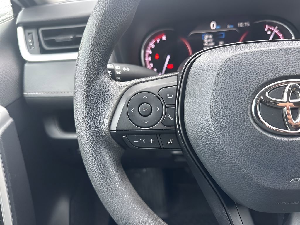 Used 2023 Toyota RAV4 LE image 13