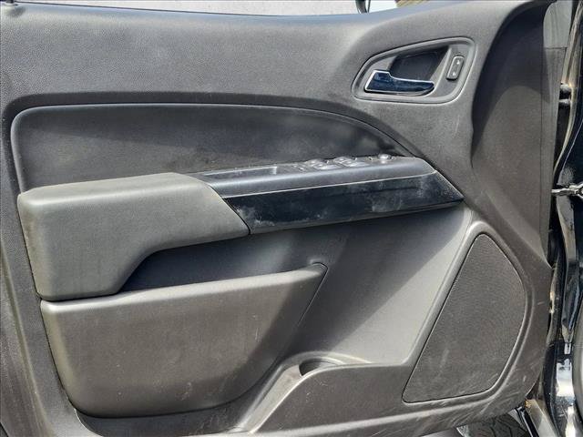 Used 2018 Chevrolet Colorado LT w/ LT Convenience Package RWD image 13