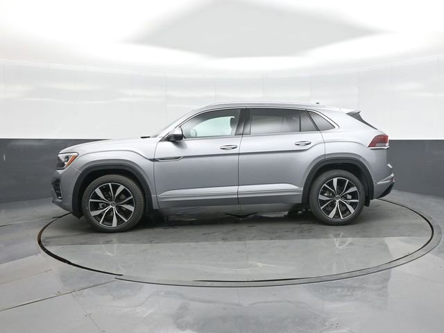 New 2026 Volkswagen Atlas Cross Sport SEL Premium R-Line image 4