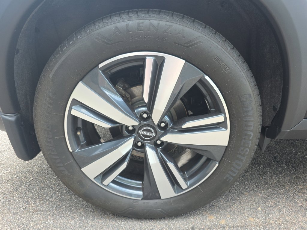 Certified 2023 Nissan Rogue SL w/ SL Premium Package AWD/4WD image 23