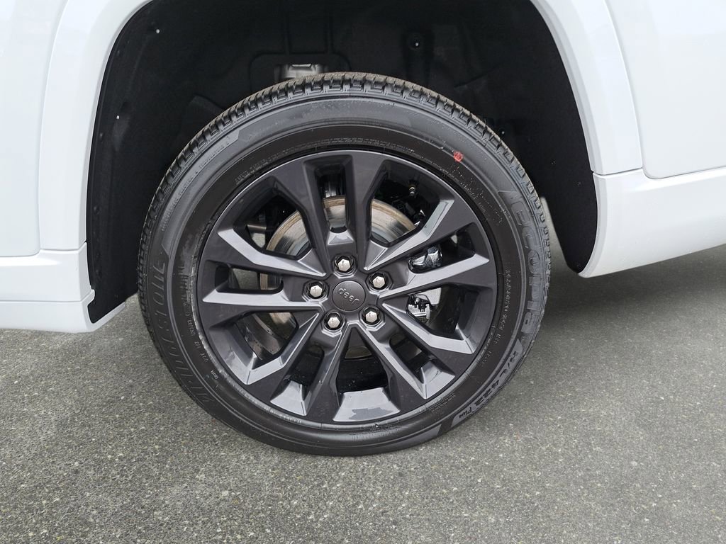 New 2026 Jeep Grand Cherokee L Limited image 36