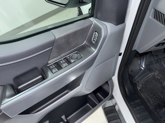 Used 2025 Ford F150 XLT w/ Equipment Group 301A Standard image 9