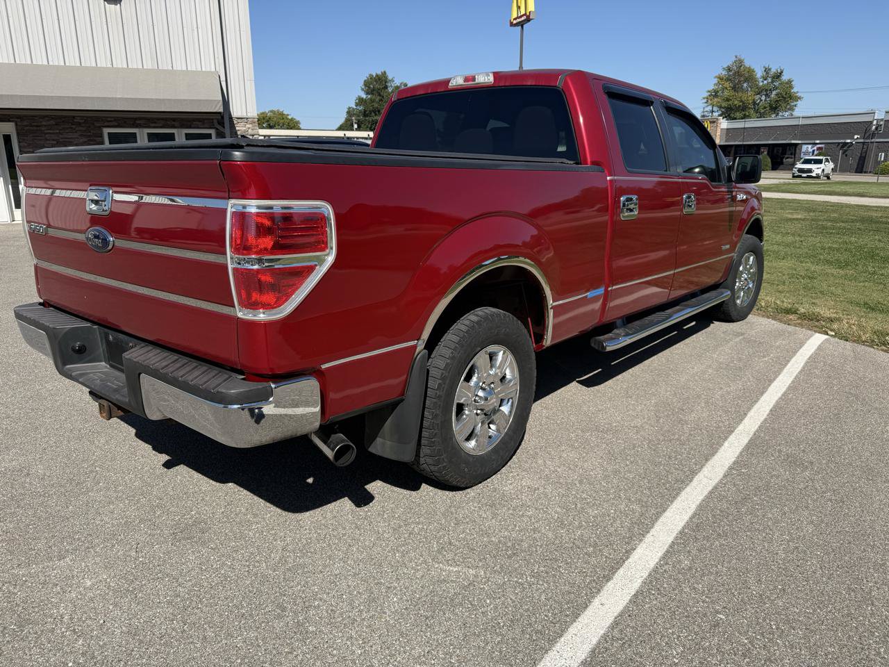 Used 2012 Ford F150 XLT w/ XLT Chrome Pkg AWD/4WD image 5