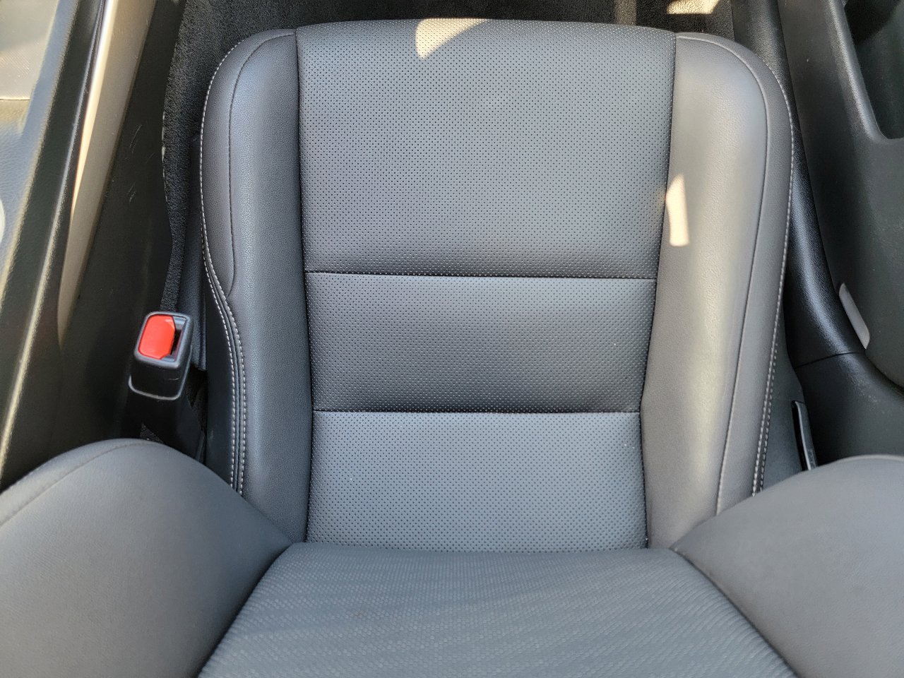 Used 2016 Lexus IS 300 AWD image 35