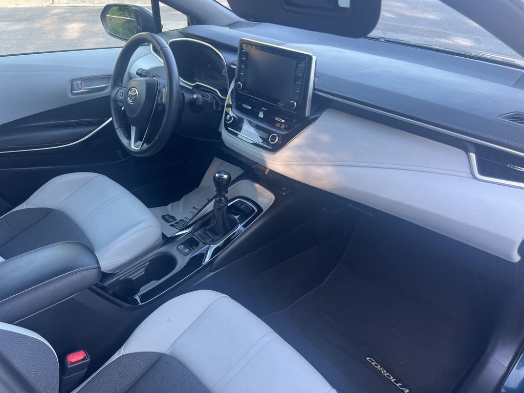 Used 2022 Toyota Corolla XSE FWD image 11