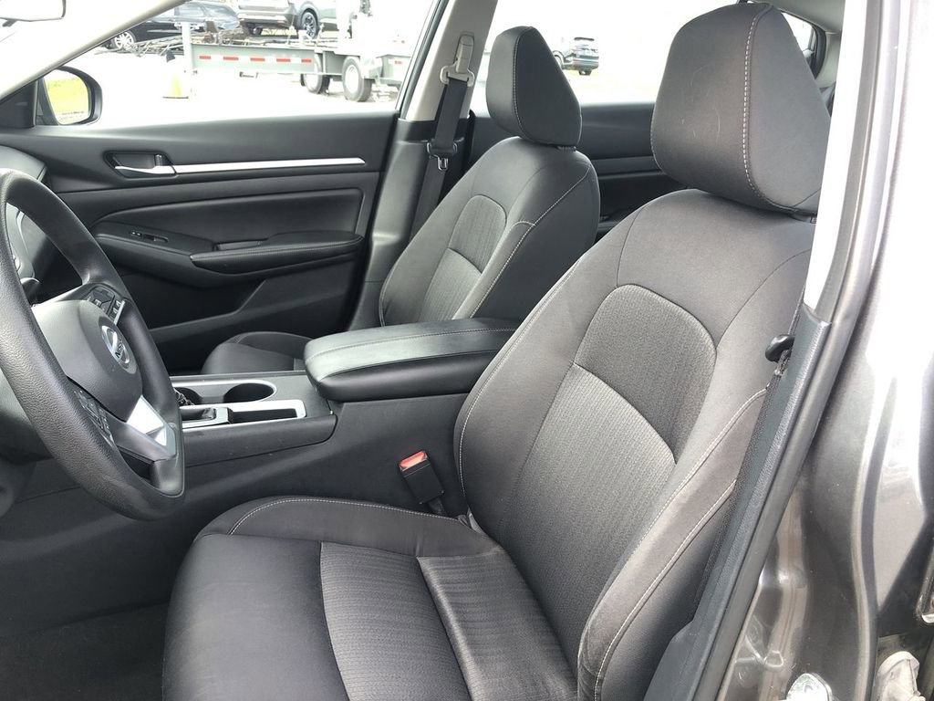 Used 2022 Nissan Altima 2.5 SV FWD image 21