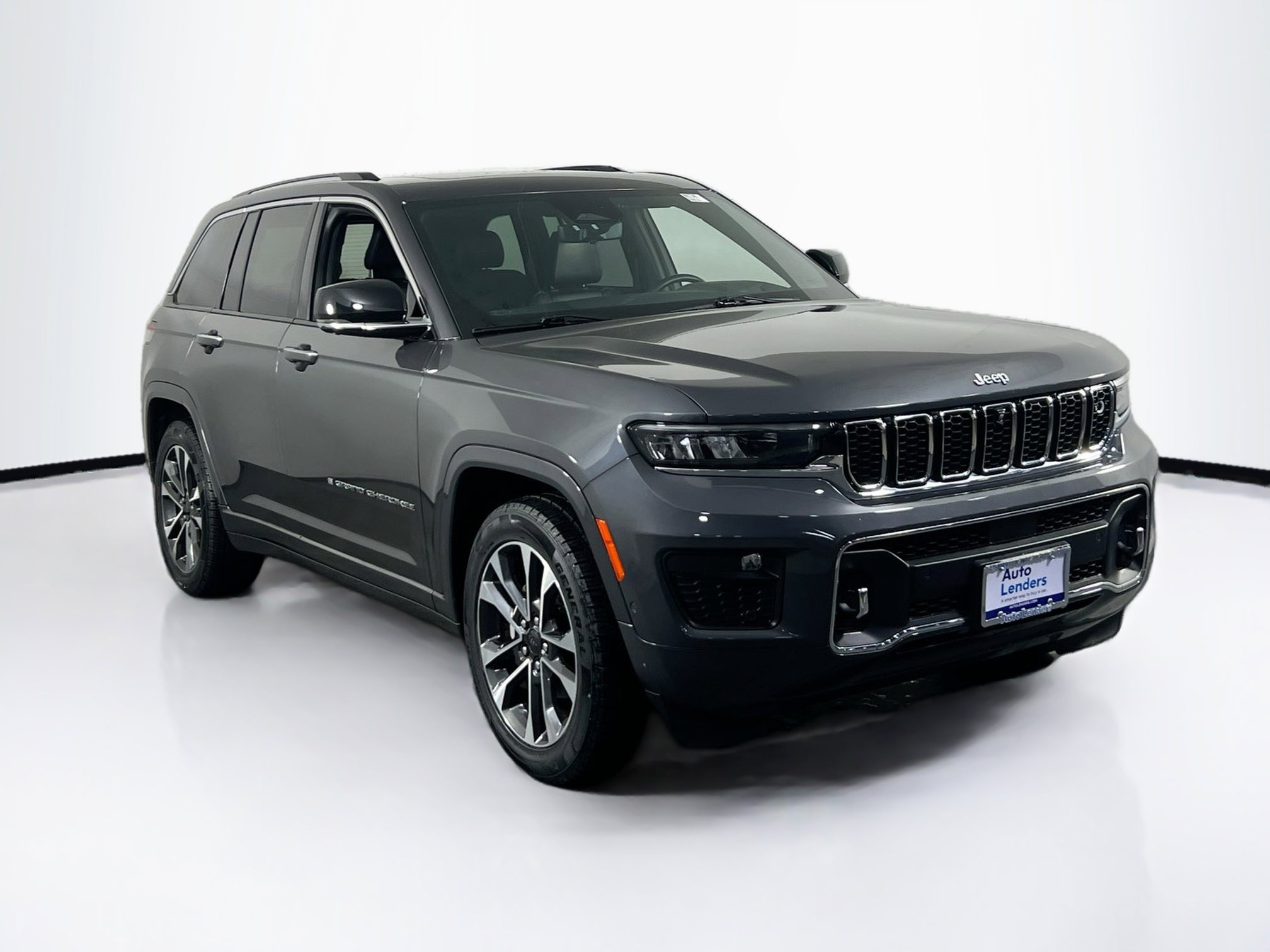 Used 2022 Jeep Grand Cherokee Overland w/ Adv Protech Group III image 3