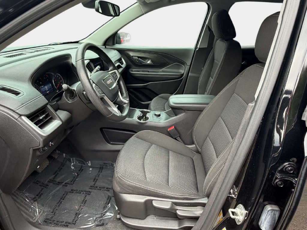 Used 2024 GMC Terrain SLE AWD/4WD image 14