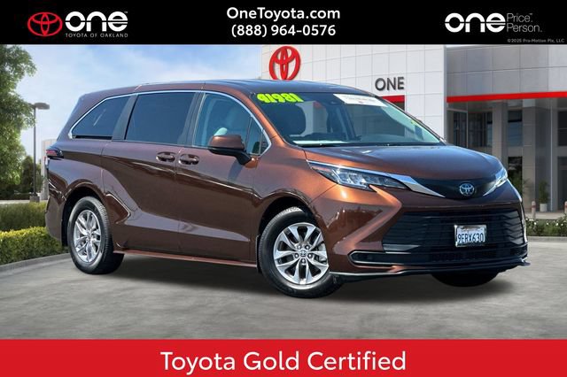 Used 2023 Toyota Sienna LE