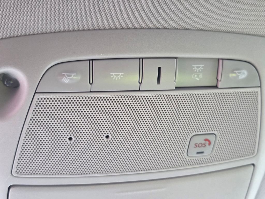 Used 2017 Nissan Rogue SL image 29